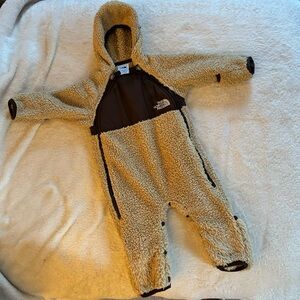 Baby onsie The North Face